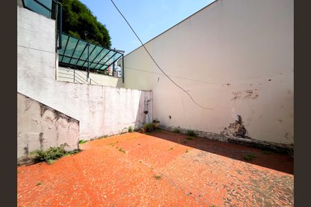 Casa à venda com 300m², 3 quartos e 2 vagas Casa à venda com 300m², 3 quartos e 2 vagasQuintal