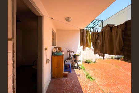 Casa à venda com 300m², 3 quartos e 2 vagas Casa à venda com 300m², 3 quartos e 2 vagasÁrea de Serviço