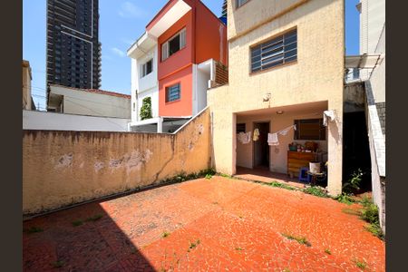 Casa à venda com 300m², 3 quartos e 2 vagas Casa à venda com 300m², 3 quartos e 2 vagasQuintal