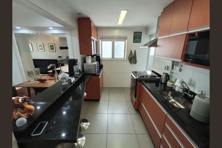 Apartamento à venda com 97m², 3 quartos e 2 vagas Apartamento à venda com 97m², 3 quartos e 2 vagasCozinha