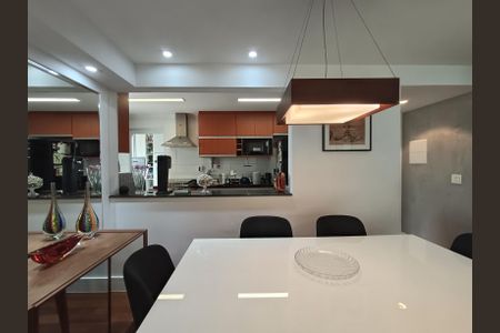 Apartamento à venda com 97m², 3 quartos e 2 vagas Apartamento à venda com 97m², 3 quartos e 2 vagasSala/Sala jantar