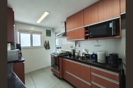 Apartamento à venda com 97m², 3 quartos e 2 vagas Apartamento à venda com 97m², 3 quartos e 2 vagasCozinha