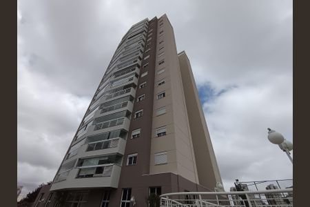 Apartamento à venda com 97m², 3 quartos e 2 vagas Apartamento à venda com 97m², 3 quartos e 2 vagasFachada