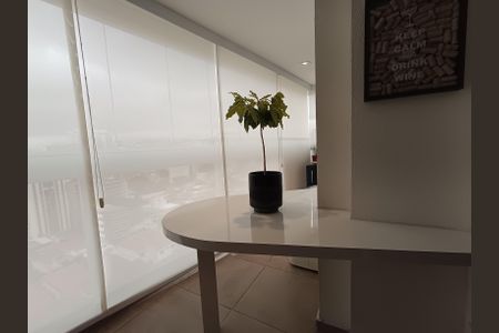 Apartamento à venda com 97m², 3 quartos e 2 vagas Apartamento à venda com 97m², 3 quartos e 2 vagasVaranda gourmet