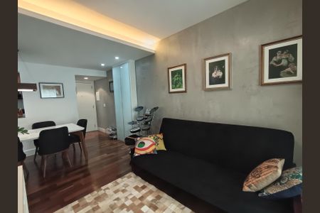 Apartamento à venda com 97m², 3 quartos e 2 vagas Apartamento à venda com 97m², 3 quartos e 2 vagasSala/Sala jantar