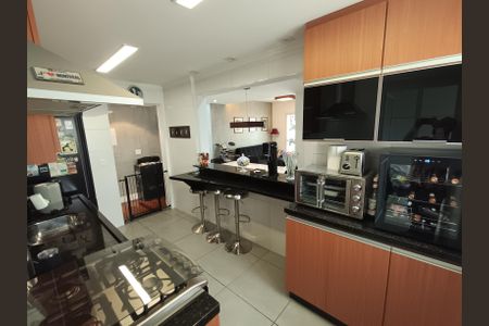 Apartamento à venda com 97m², 3 quartos e 2 vagas Apartamento à venda com 97m², 3 quartos e 2 vagasCozinha