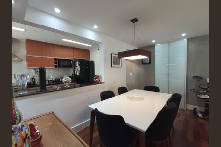 Apartamento à venda com 97m², 3 quartos e 2 vagas Apartamento à venda com 97m², 3 quartos e 2 vagasSala/Sala jantar