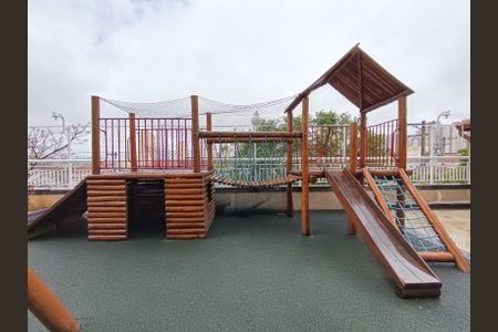 Apartamento à venda com 97m², 3 quartos e 2 vagas Apartamento à venda com 97m², 3 quartos e 2 vagasÁrea comum - Playground