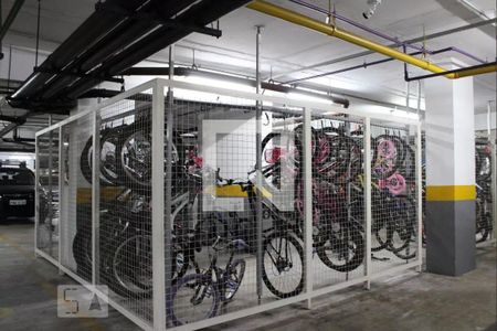 Apartamento à venda com 134m², 2 quartos e 2 vagas Apartamento à venda com 134m², 2 quartos e 2 vagasÁrea comum - Bicicletário