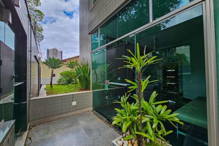 Apartamento à venda com 106m², 2 quartos e 2 vagasHall de entrada