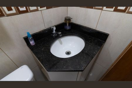 Casa de condomínio à venda com 67m², 2 quartos e 2 vagas