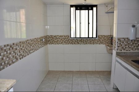 Apartamento à venda com 48m², 2 quartos e 1 vaga Apartamento à venda com 48m², 2 quartos e 1 vagaDetalhe - Cozinha Americana