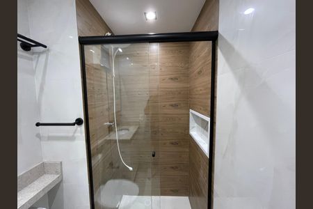 Apartamento para alugar com 24m², 1 quarto e sem vaga Apartamento para alugar com 24m², 1 quarto e sem vagaBanheiro da Suíte