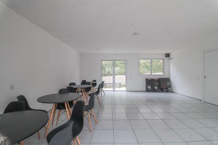 Apartamento à venda com 41m², 2 quartos e sem vagaÁrea comum - Salão de festas