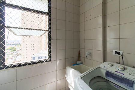 Apartamento à venda com 67m², 2 quartos e 1 vaga Apartamento à venda com 67m², 2 quartos e 1 vagaArea de Serviço