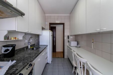Apartamento à venda com 67m², 2 quartos e 1 vaga Apartamento à venda com 67m², 2 quartos e 1 vagaCozinha