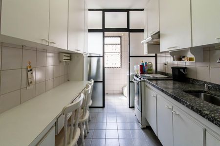 Apartamento à venda com 67m², 2 quartos e 1 vaga Apartamento à venda com 67m², 2 quartos e 1 vagaCozinha