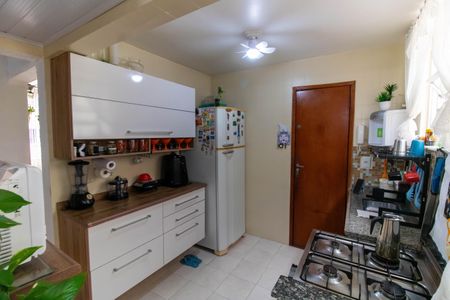 Apartamento à venda com 76m², 2 quartos e 1 vaga Apartamento à venda com 76m², 2 quartos e 1 vagaCozinha e Área de Serviço