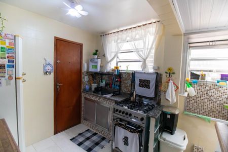 Apartamento à venda com 76m², 2 quartos e 1 vaga Apartamento à venda com 76m², 2 quartos e 1 vagaCozinha e Área de Serviço