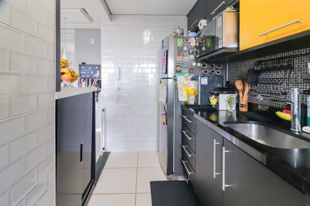 Apartamento à venda com 48m², 2 quartos e 1 vaga Apartamento à venda com 48m², 2 quartos e 1 vagaCozinha e Área de Serviço