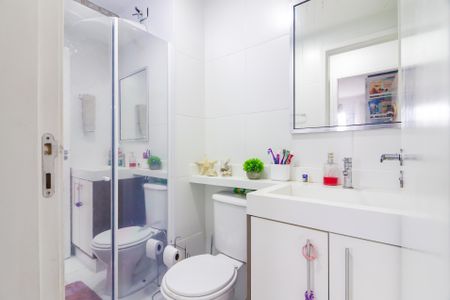 Apartamento à venda com 48m², 2 quartos e 1 vaga Apartamento à venda com 48m², 2 quartos e 1 vagaBanheiro