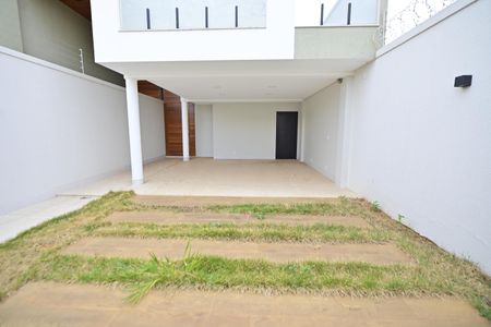 Casa para alugar com 3 quartos, 280m² em Setor Faicalville, Goiânia