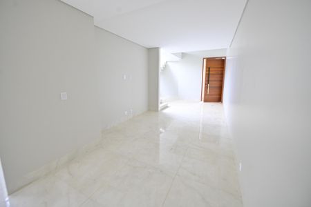 Casa para alugar com 3 quartos, 280m² em Setor Faicalville, Goiânia
