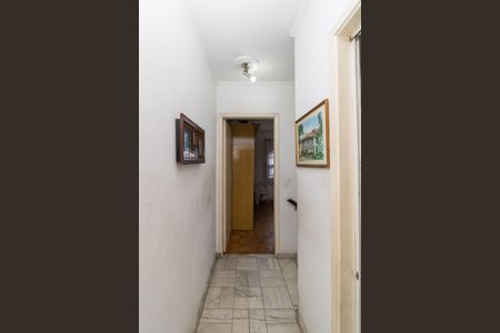 Corredor  de casa para alugar com 2 quartos, 95m² em Parque Vitoria, São Paulo