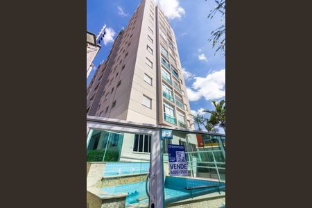 Apartamento à venda com 57m², 2 quartos e 1 vagaFachada