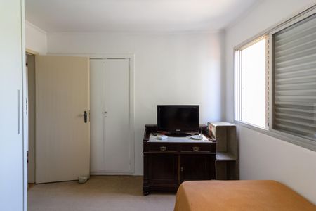 Apartamento à venda com 112m², 3 quartos e 1 vaga Apartamento à venda com 112m², 3 quartos e 1 vagaQuarto 2