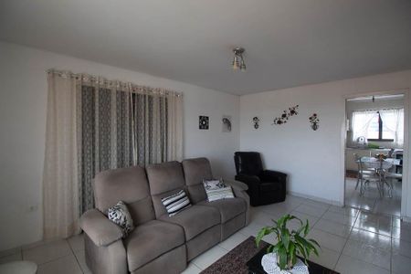 Sala  de casa para alugar com 2 quartos, 75m² em Vila Paiva , São Paulo