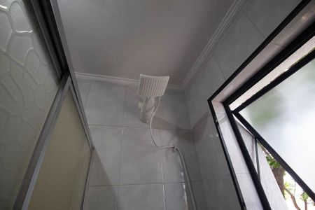 Banheiro  de casa para alugar com 2 quartos, 75m² em Vila Paiva , São Paulo