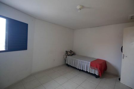 Quarto 1 de casa para alugar com 2 quartos, 75m² em Vila Paiva , São Paulo