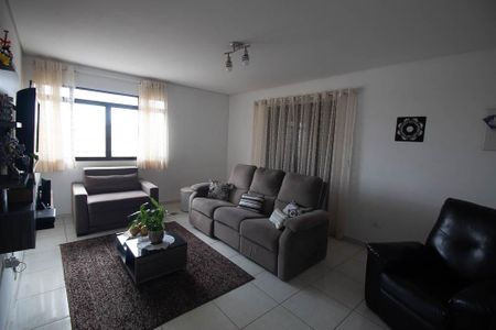 Sala  de casa para alugar com 2 quartos, 75m² em Vila Paiva , São Paulo