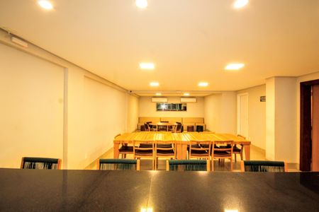 Apartamento à venda com 65m², 2 quartos e 2 vagasÁrea comum - Salão de festas