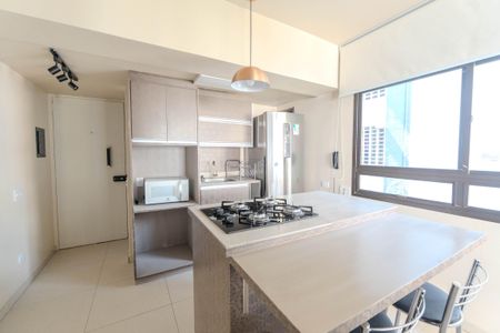 Studio à venda com 77m², 1 quarto e sem vaga Studio à venda com 77m², 1 quarto e sem vagaCozinha