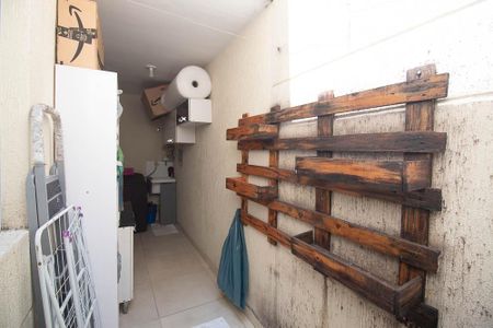Casa de condomínio à venda com 50m², 2 quartos e sem vagaÁrea de Serviço