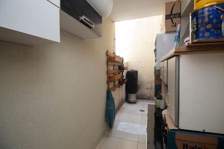 Casa de condomínio à venda com 50m², 2 quartos e sem vagaÁrea de Serviço