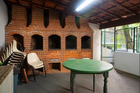 Apartamento para alugar com 43m², 2 quartos e 1 vagaÁrea comum - Churrasqueira