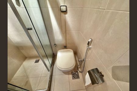 Apartamento à venda com 141m², 4 quartos e 3 vagasSuíte - Banheiro