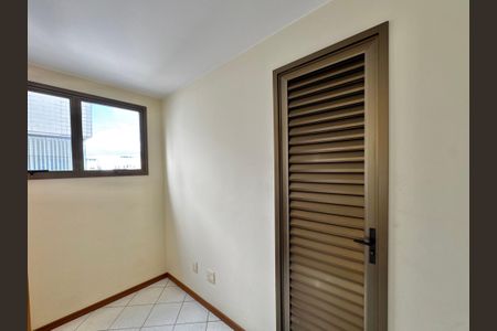 Apartamento à venda com 141m², 4 quartos e 3 vagasCozinha e Área de Serviço - Quarto