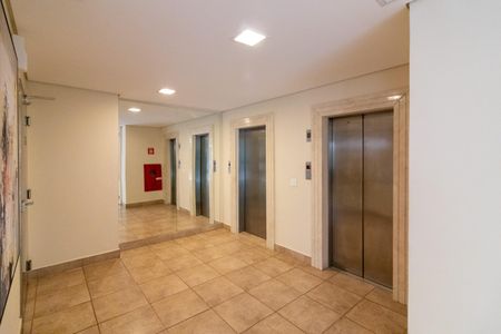 Apartamento à venda com 50m², 2 quartos e 1 vaga Apartamento à venda com 50m², 2 quartos e 1 vagaHall de entrada