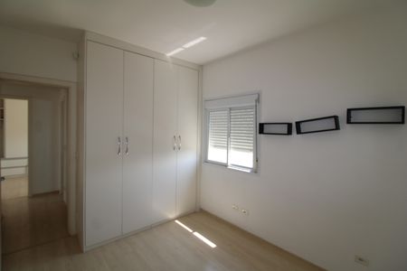 Apartamento à venda com 93m², 3 quartos e 2 vagasQuarto 2