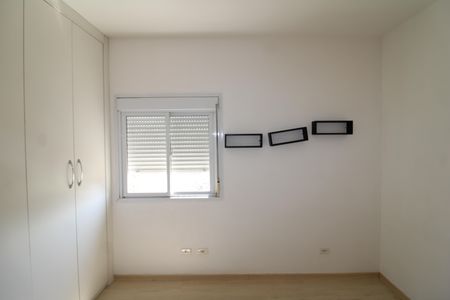 Apartamento à venda com 93m², 3 quartos e 2 vagasQuarto 2