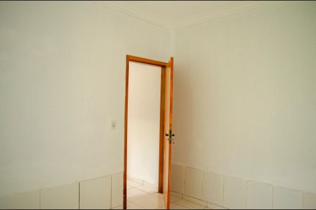 Quarto 2 de casa para alugar com 3 quartos, 300m² em Setor Morada do Sol, Goiânia