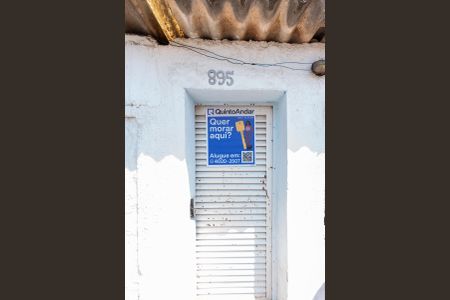 Casa à venda com 300m², 2 quartos e sem vagaPlaquinha