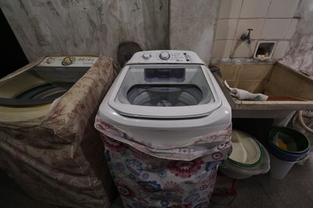 Casa à venda com 180m², 3 quartos e 2 vagasLavanderia