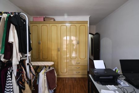 Casa à venda com 180m², 3 quartos e 2 vagasSuite