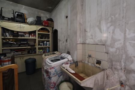 Casa à venda com 180m², 3 quartos e 2 vagasLavanderia