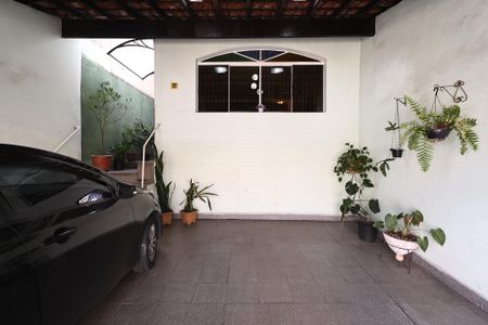 Casa à venda com 180m², 3 quartos e 2 vagasGaragem